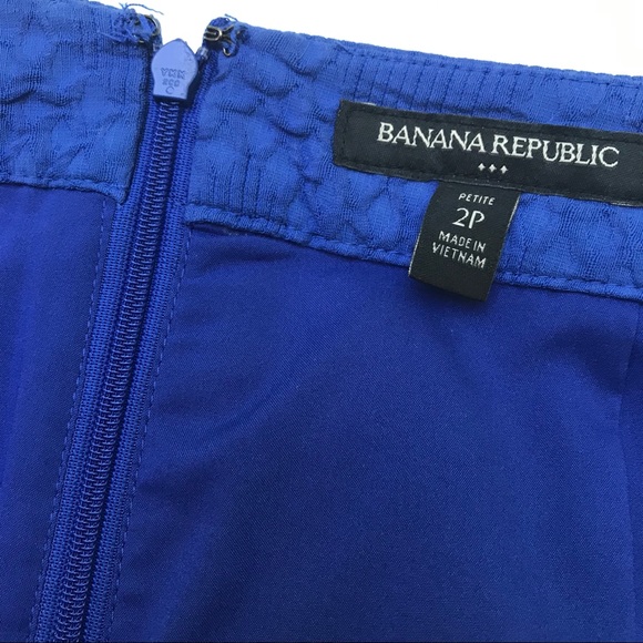 Like NEW! Banana Republic Pencil Skirt - Picture 4 of 7